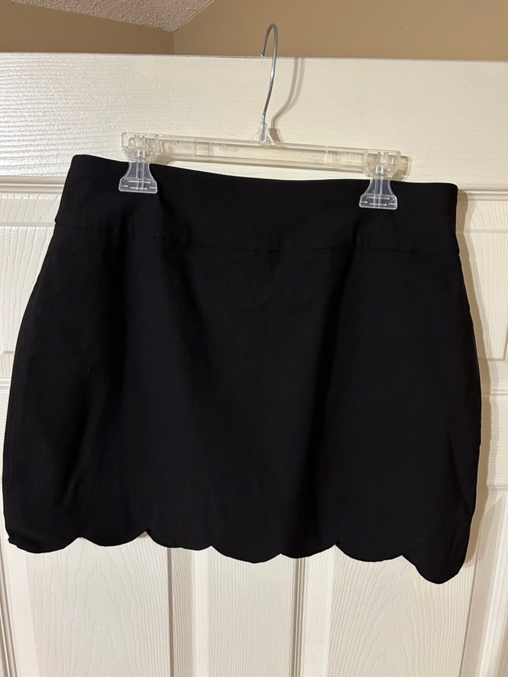 Scallop Hem Skirt - Picture 2 of 9